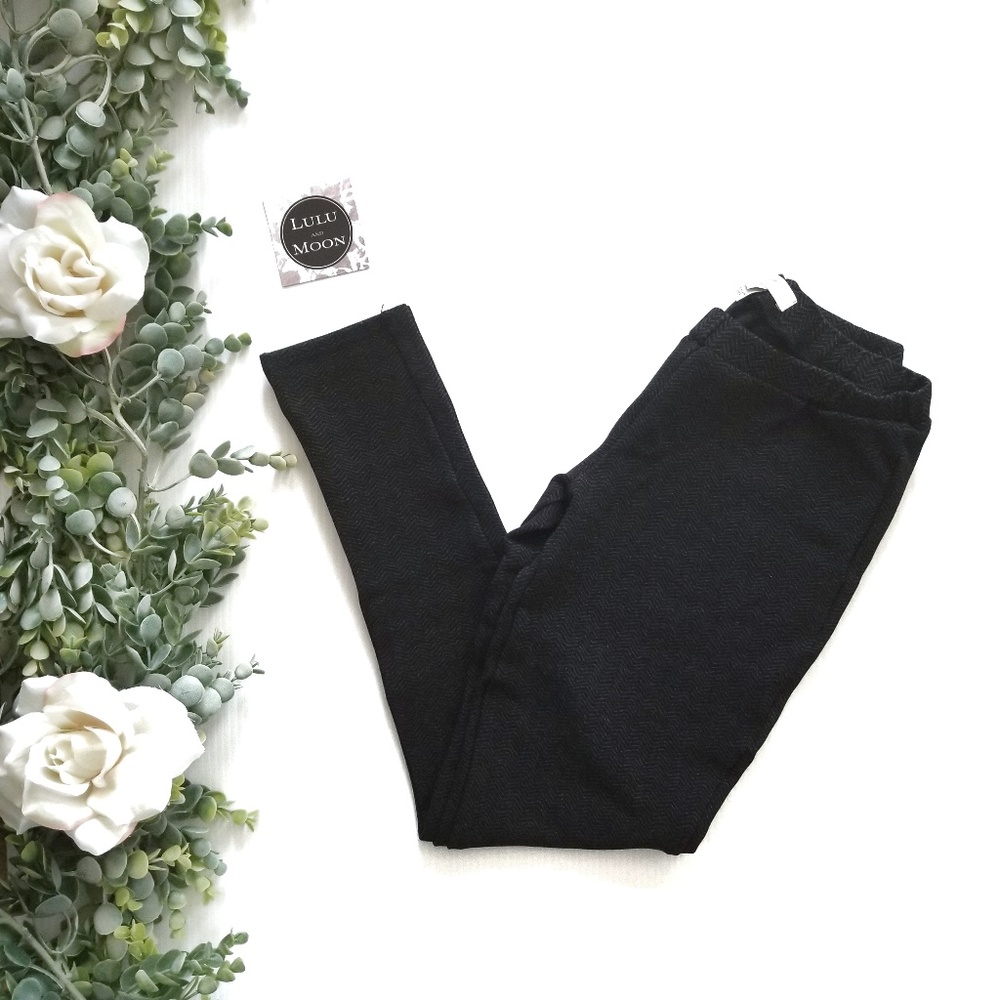 Joie gray and black chevron thick leggings size S